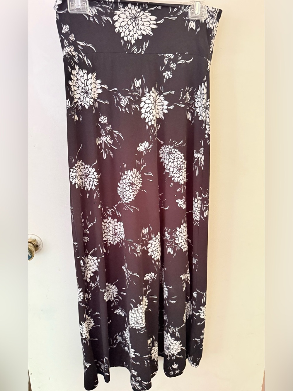 Loveappella Black and White Floral Maxi Skirt - Elegant Women's Skirt